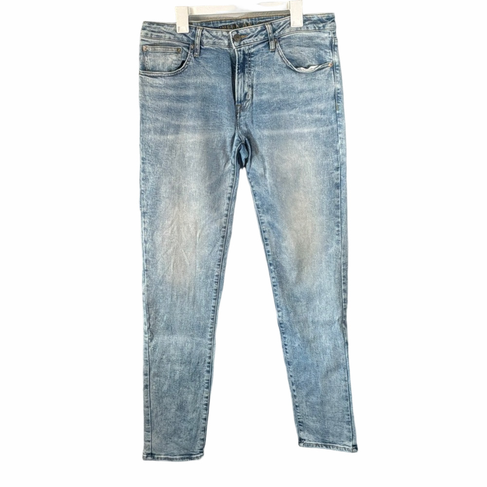 American Eagle Light Blue Denim Jeans